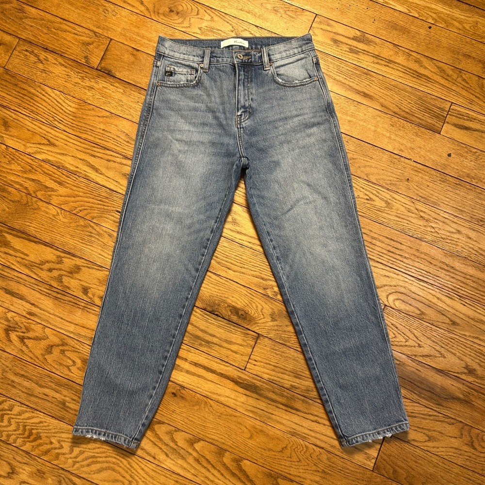 KanCan High Rise Mom Jeans Medium Wash Distressed Tapered Leg Size 1/24